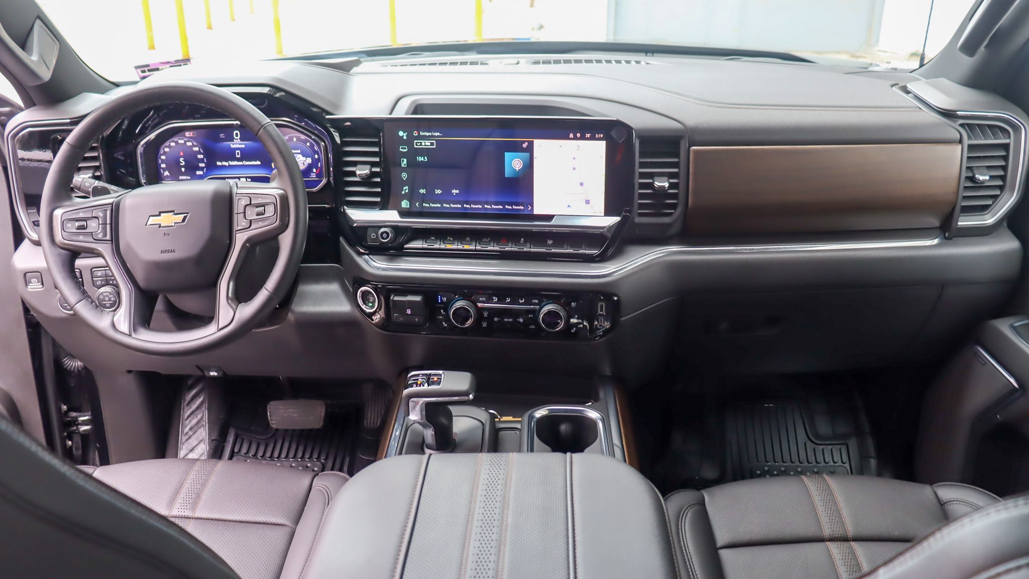 Chevrolet Cheyenne 2024 6.2 High Country 4x4 At