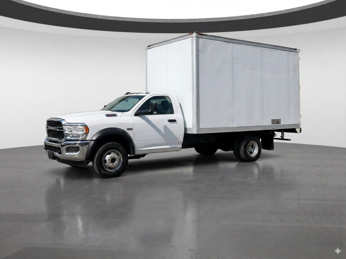 RAM 4000 2019 PL Reg Cab 4x2 V8 5MT