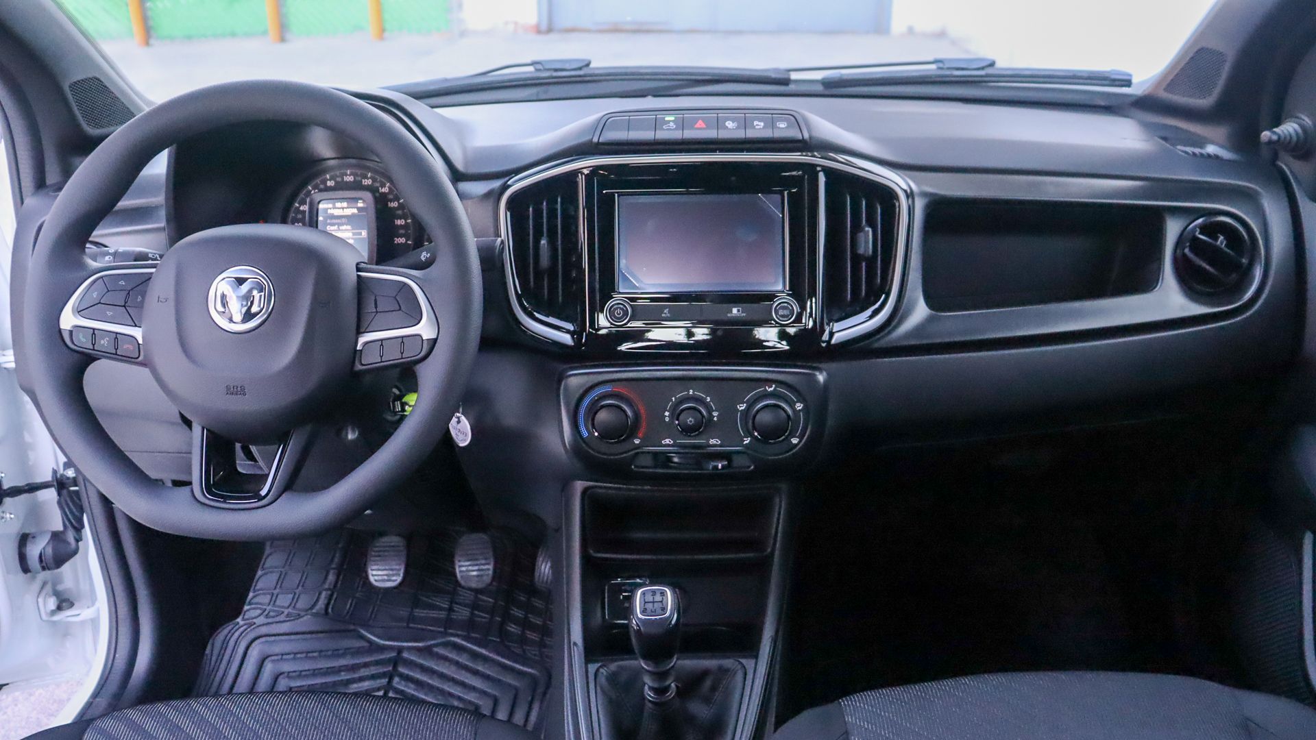 RAM 700 2026 1.3 Tradesman Crew Cab Mt