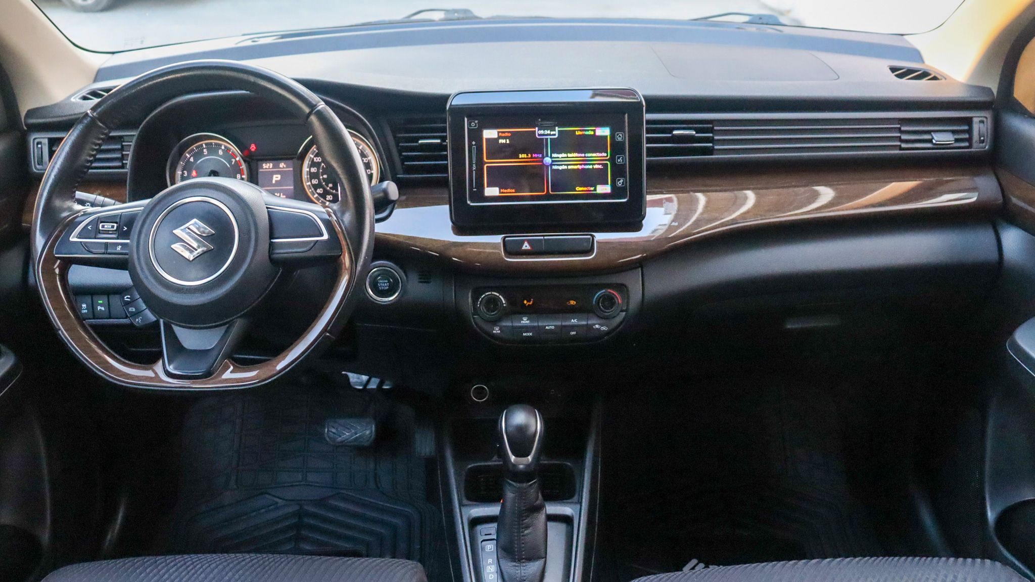 Suzuki Ertiga 2022 1.5 Glx At