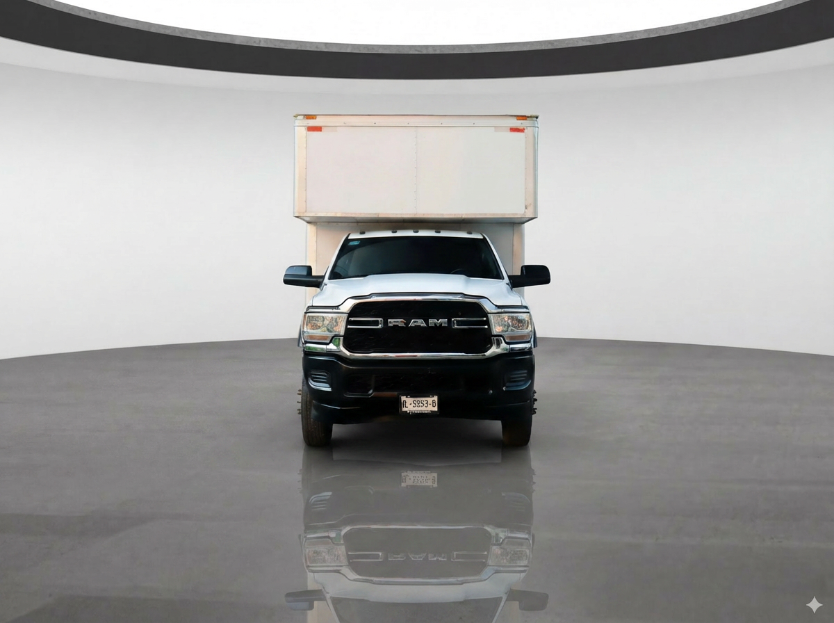 RAM 4000 2022 PL Reg Cab 4x2 V8 5MT