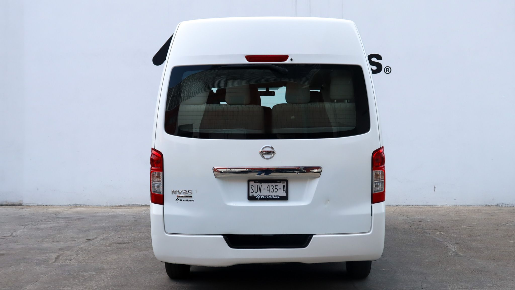 Nissan Urvan 2022 2.5 15 Pas Amplia Aa Mt